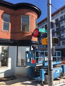 Work with Sign Experts in Baltimore, MD: Command Your Corner Lot